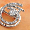 Picture of Small Interlocking CIrcles Brooch Rhodium Plated