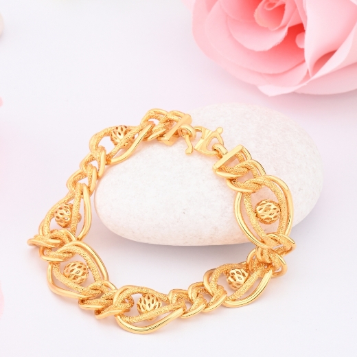 thick double link bracleet
