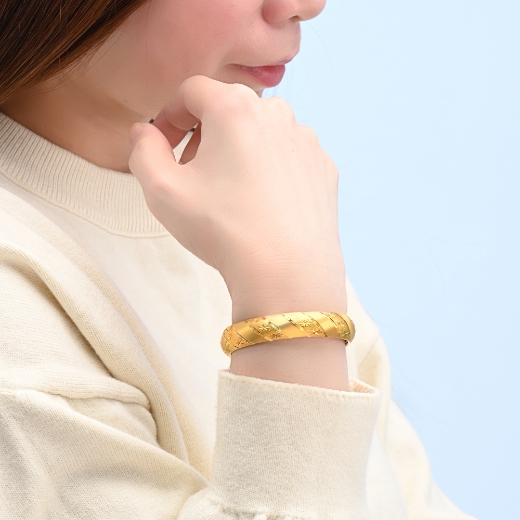 Engraved Star Bangle for women