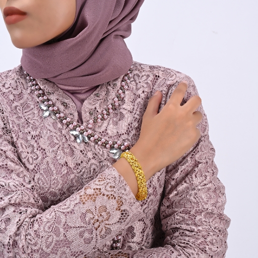 oval link bracelet for women