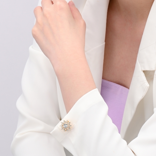 gold plated star brooch teen