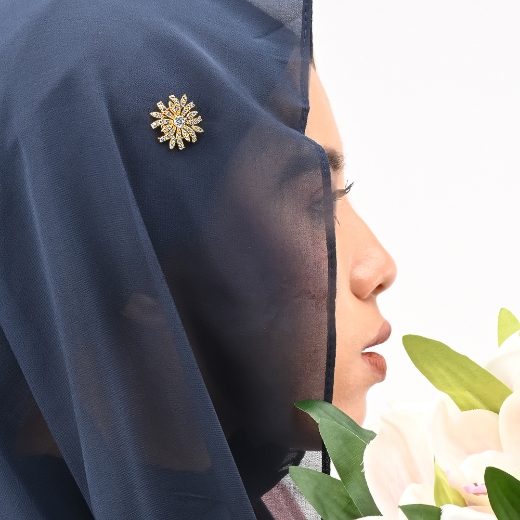 small sunshine brooch for women