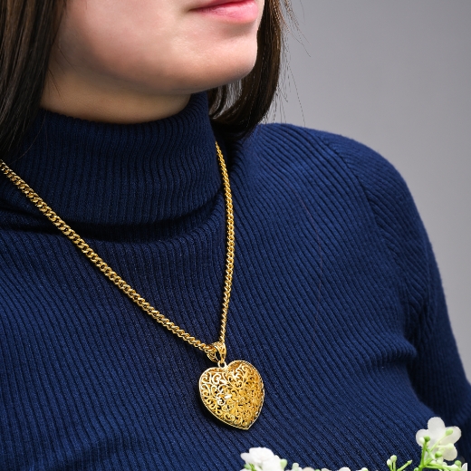 gold plated heart necklace pendant