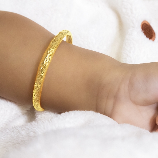 Starry Bangle for baby girl